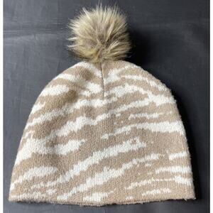 Christian Siriano Hat Beanie Women’s One Size Beige White Animal‎ Print Pom Pom